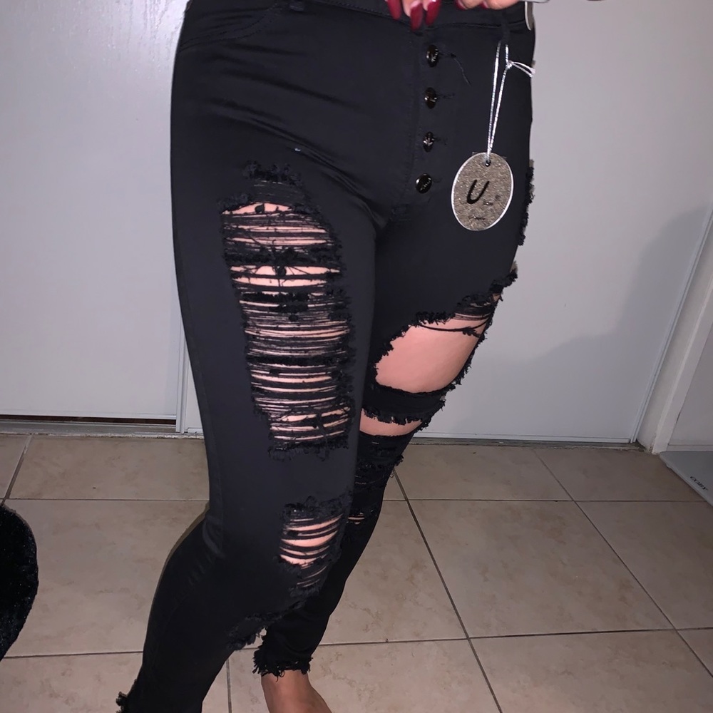 Black high waisted jeans